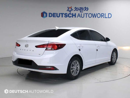 Hyundai Avante — photo 02