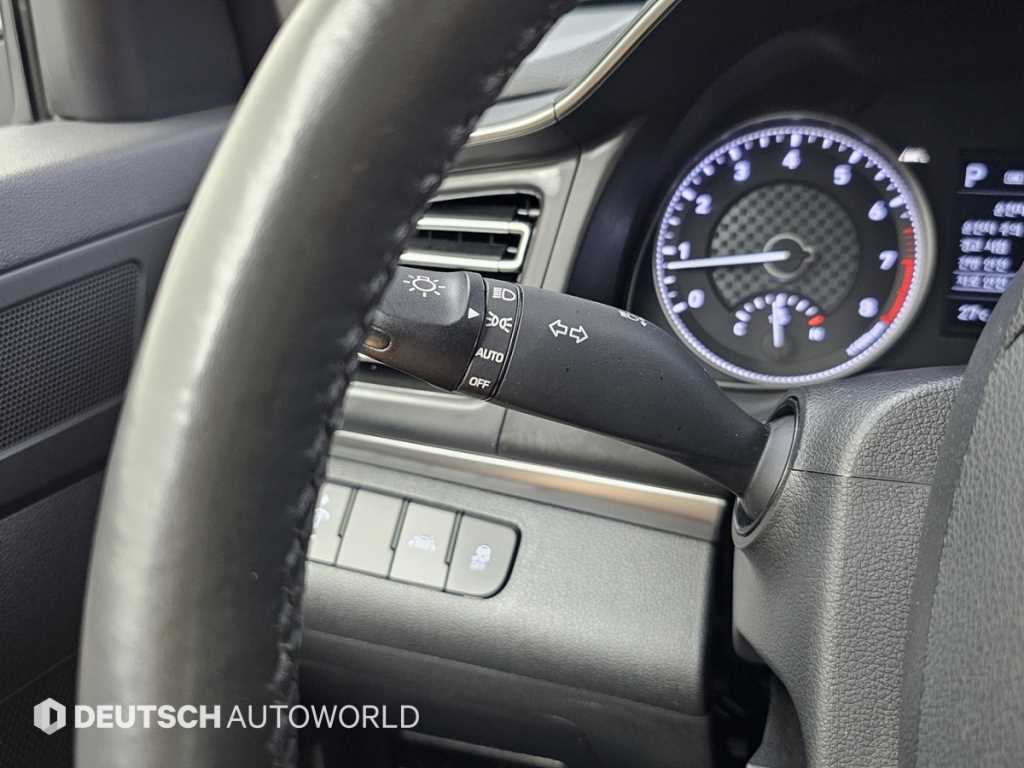 Hyundai Avante — photo 14