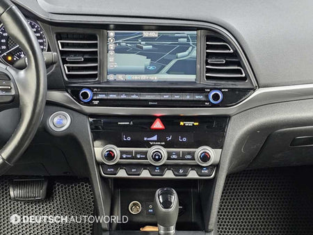 Hyundai Avante — photo 16