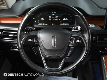 Lincoln Aviator — photo 13