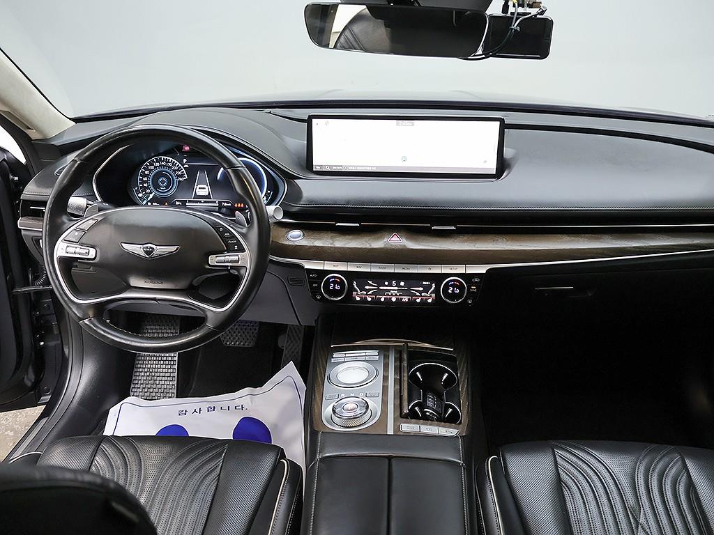 Genesis G80 — photo 05