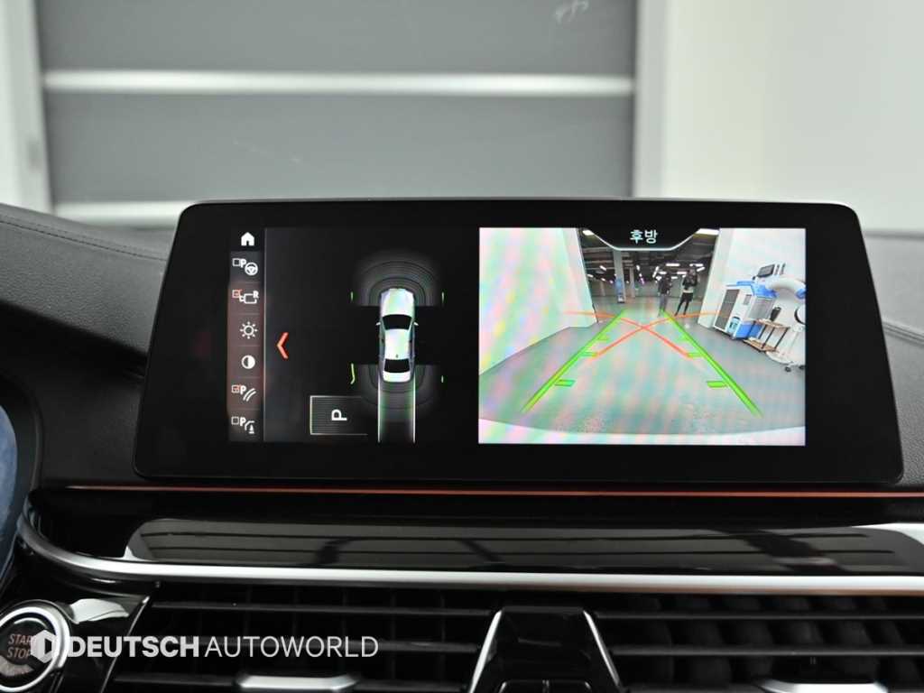 BMW 5-Series — photo 15