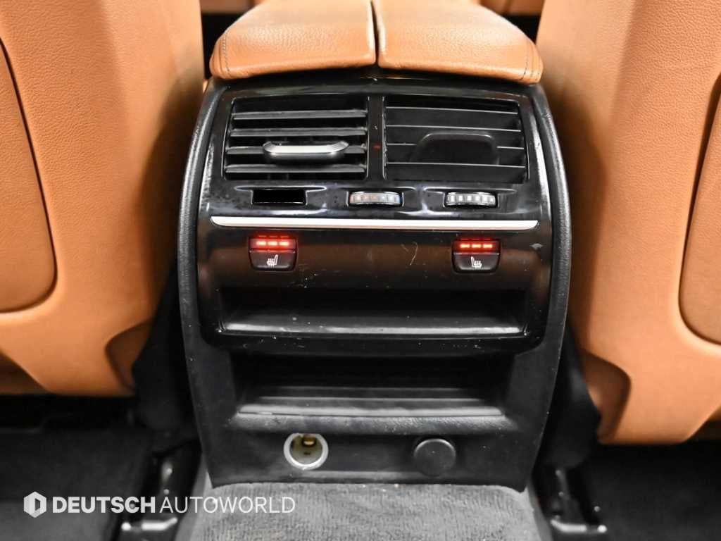 BMW 5-Series — photo 16