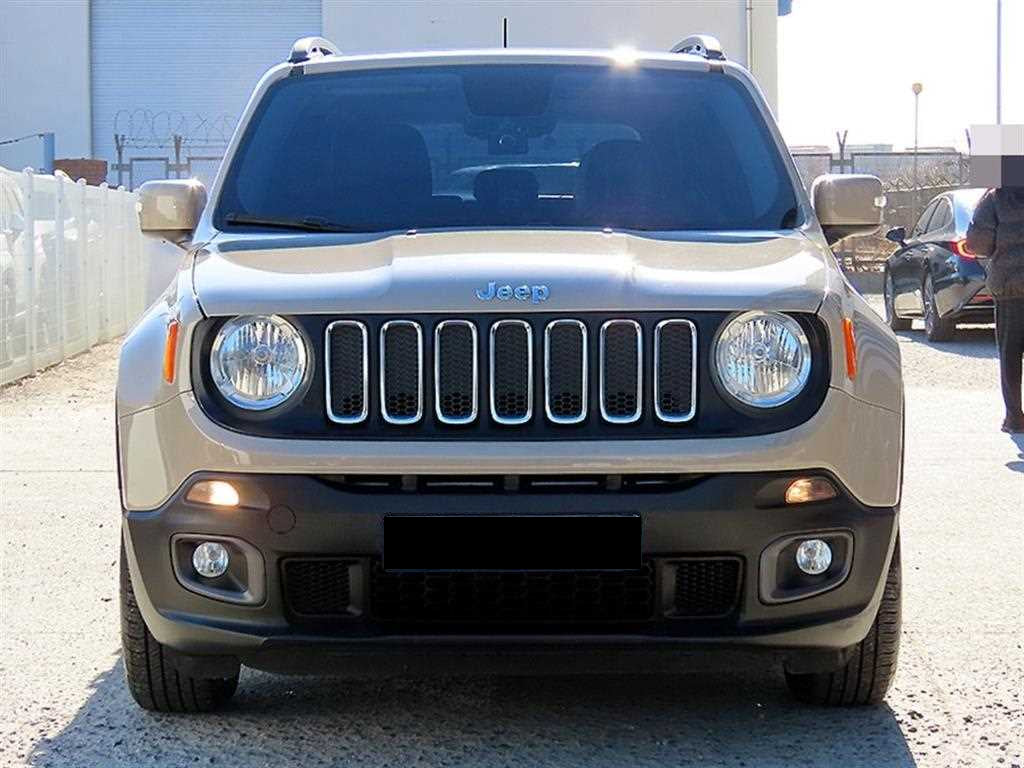 Jeep Renegade — photo 01