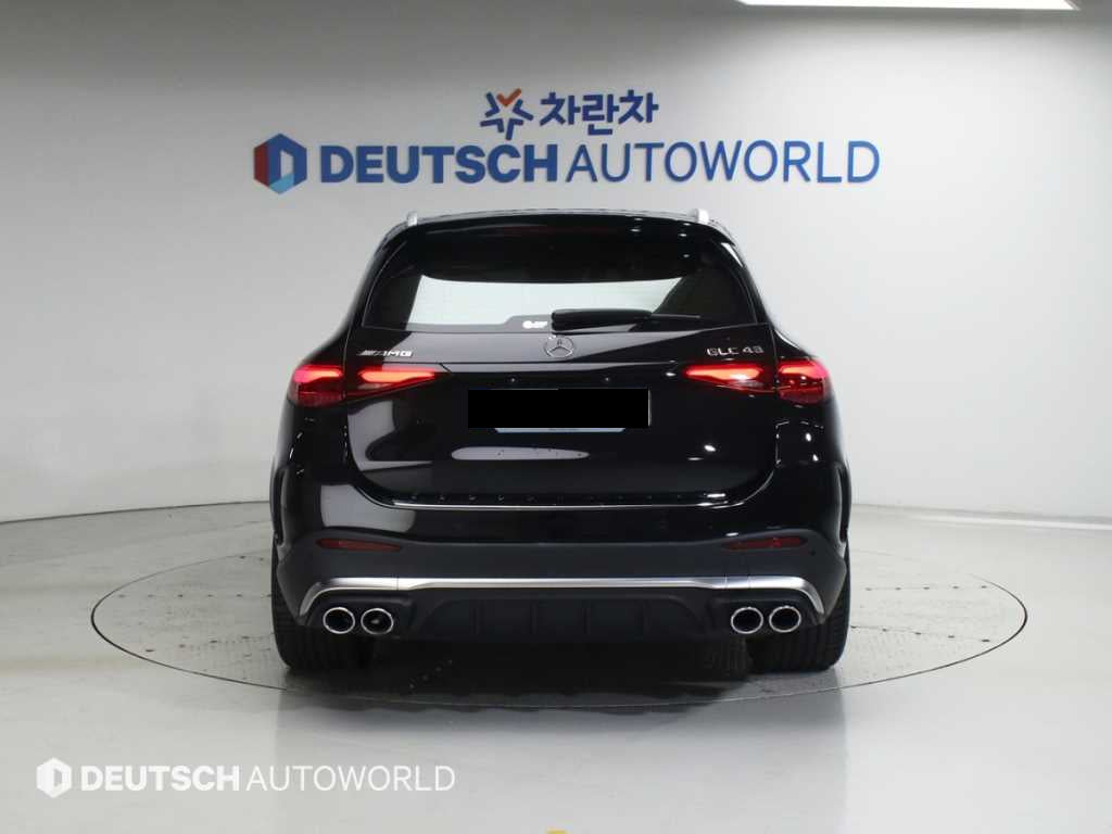 Mercedes-Benz GLC-Class — photo 04