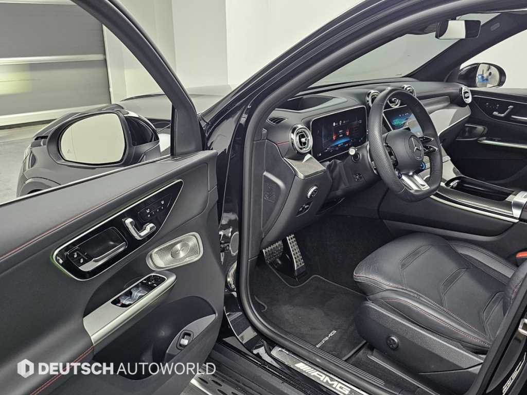 Mercedes-Benz GLC-Class — photo 11