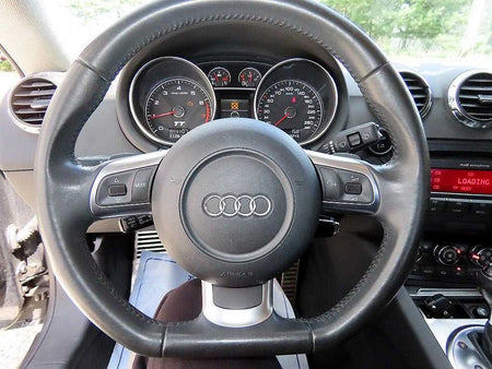 Audi TT — photo 08