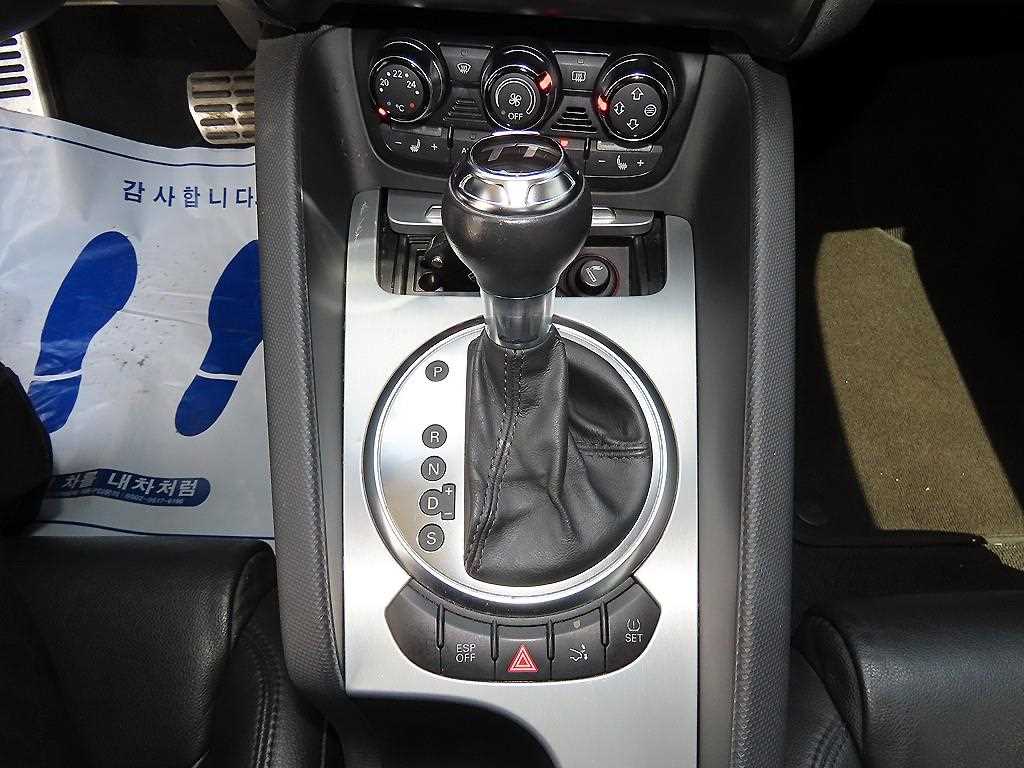 Audi TT — photo 09
