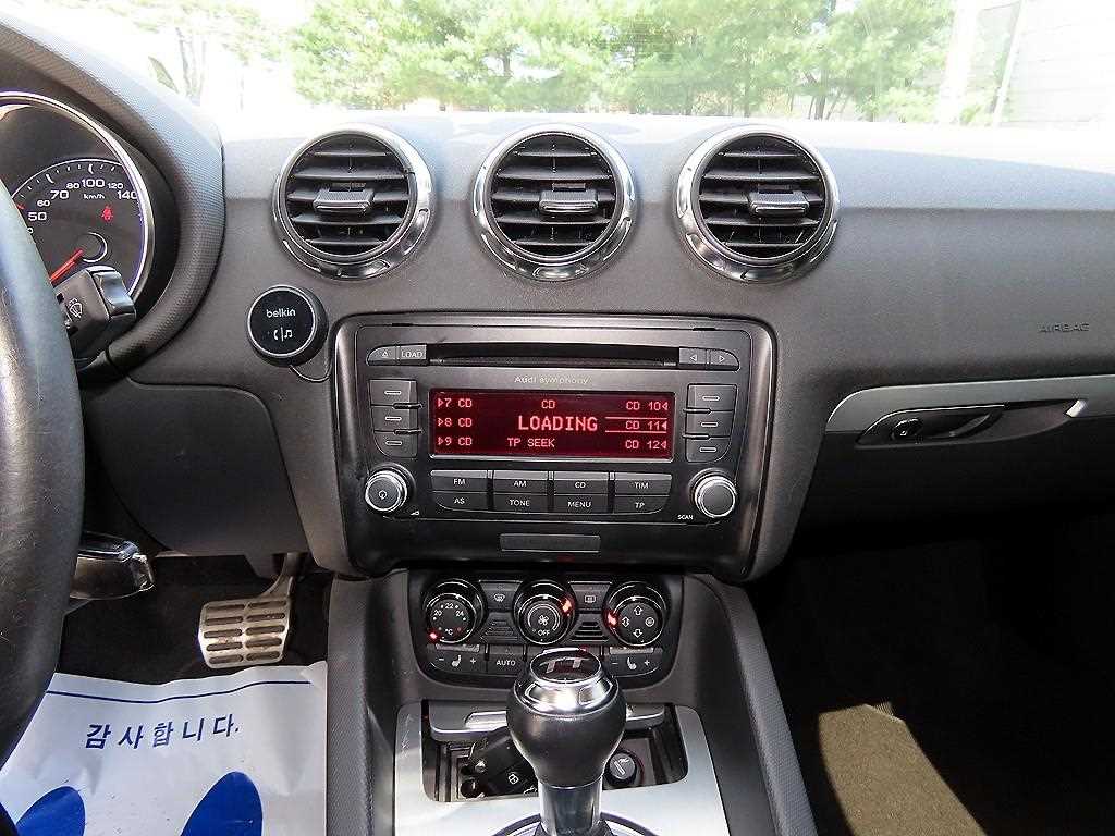 Audi TT — photo 12