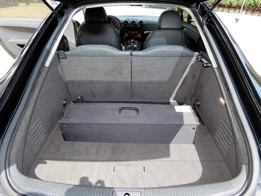 Audi TT — photo 14