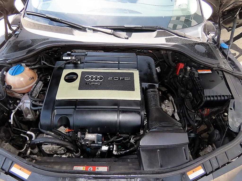 Audi TT — photo 15