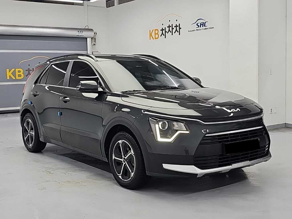 Kia Niro — photo 04