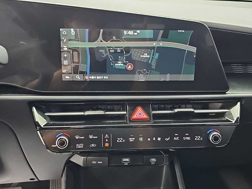 Kia Niro — photo 10
