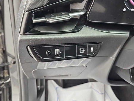 Kia Niro — photo 17