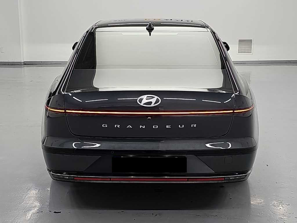 Hyundai Grandeur — photo 03