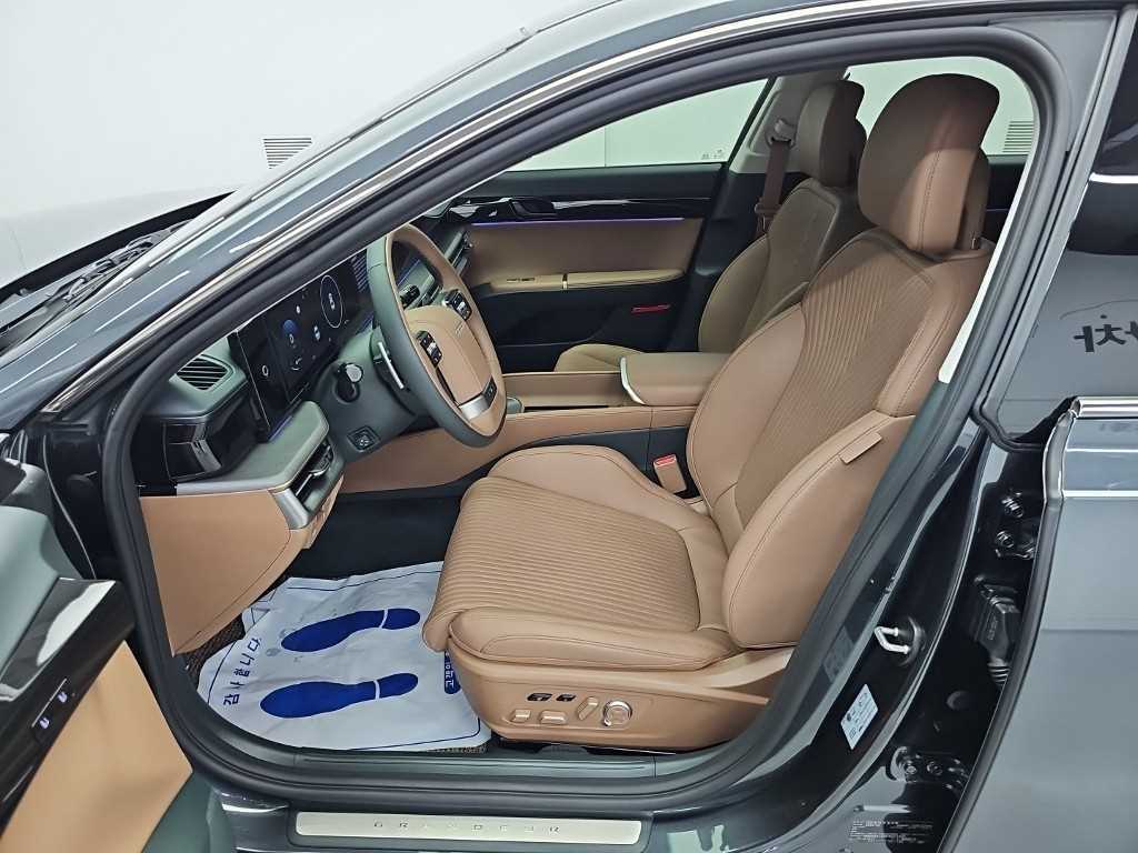 Hyundai Grandeur — photo 11