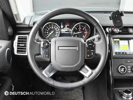 Land Rover Discovery — photo 13