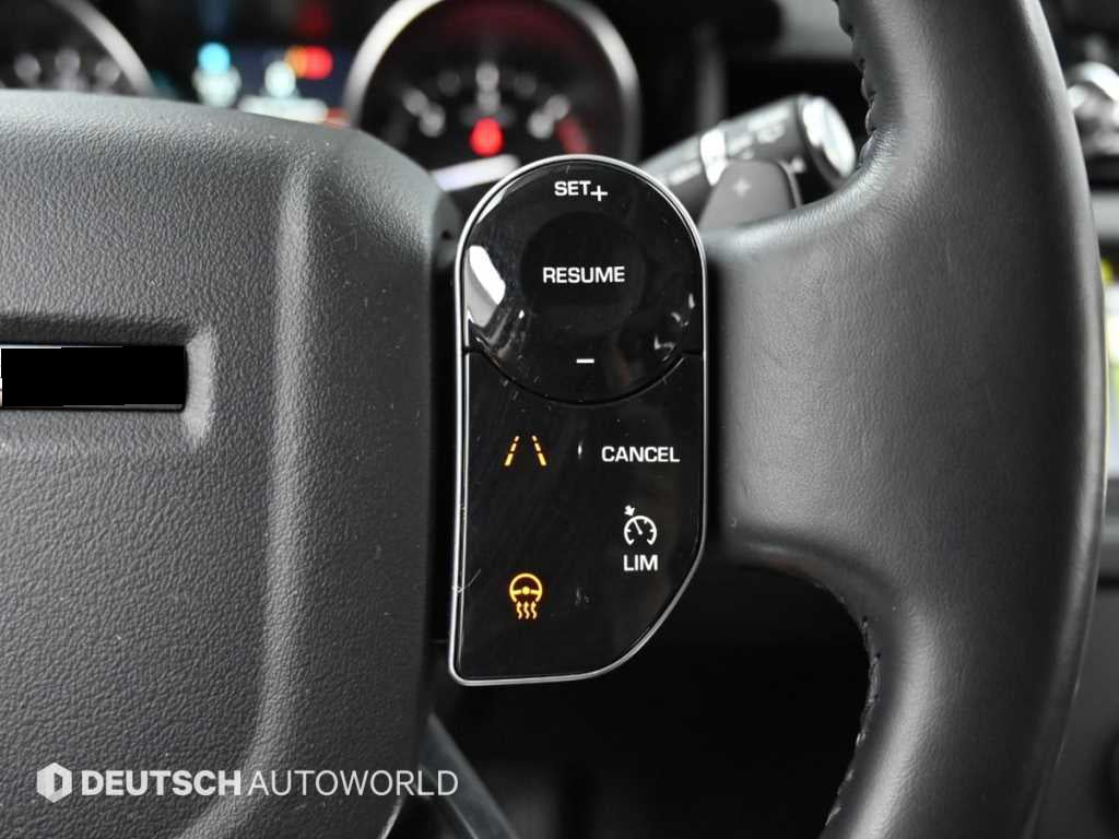 Land Rover Discovery — photo 17