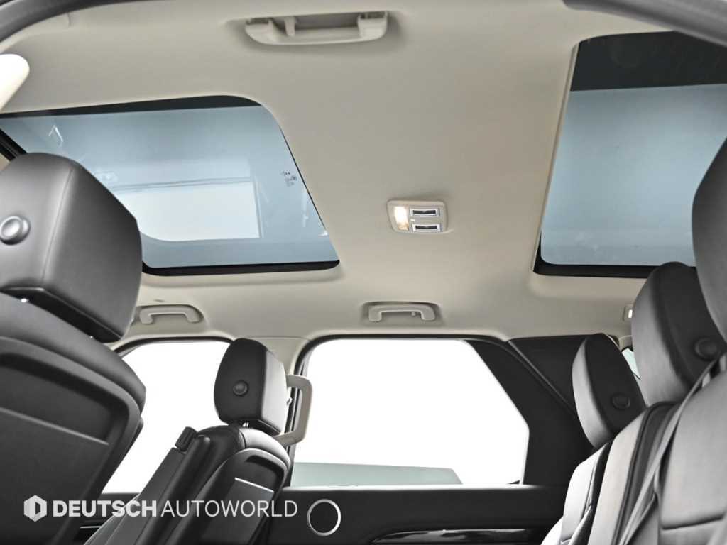 Land Rover Discovery — photo 18