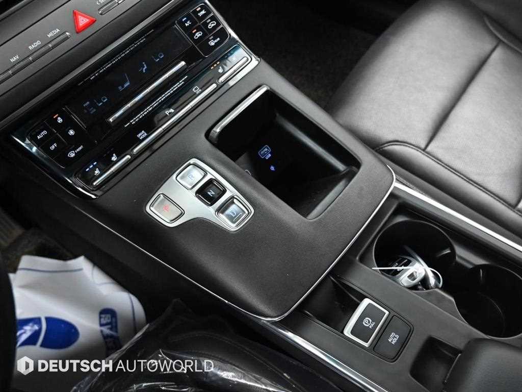 Hyundai Grandeur — photo 09