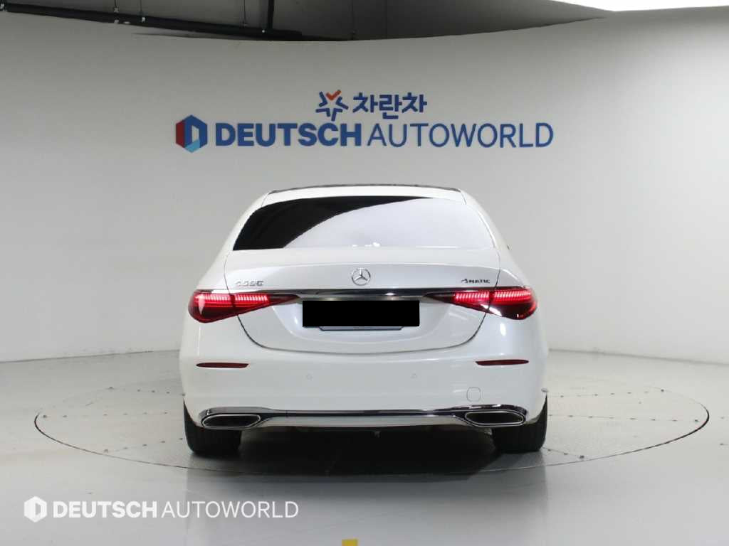 Mercedes-Benz S-Class — photo 04