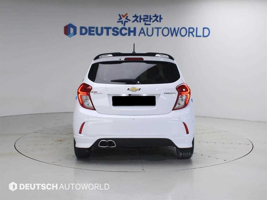 CHEVROLET Spark — photo 04
