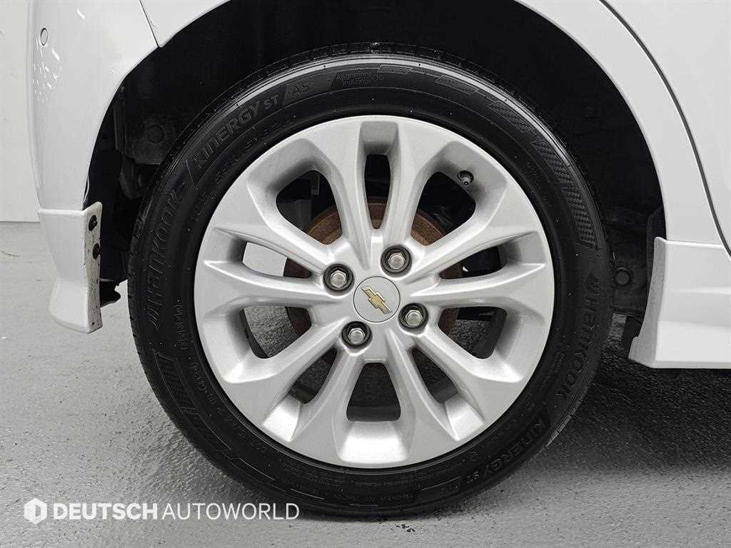 CHEVROLET Spark — photo 05