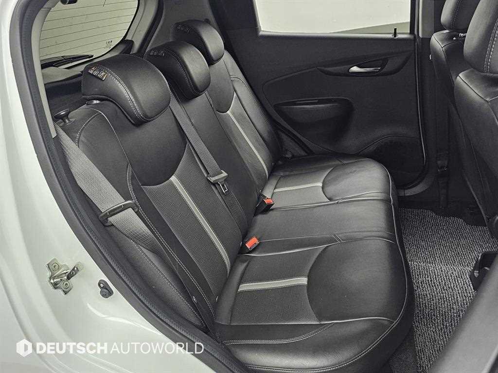 CHEVROLET Spark — photo 12