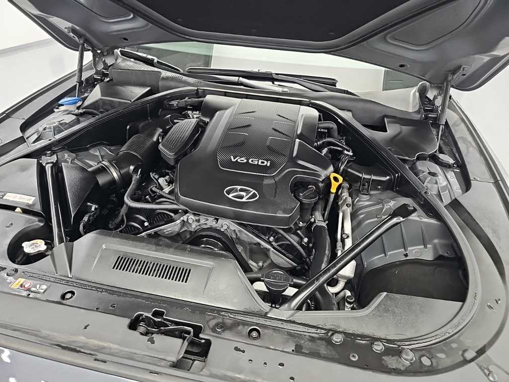 Hyundai Genesis — photo 05