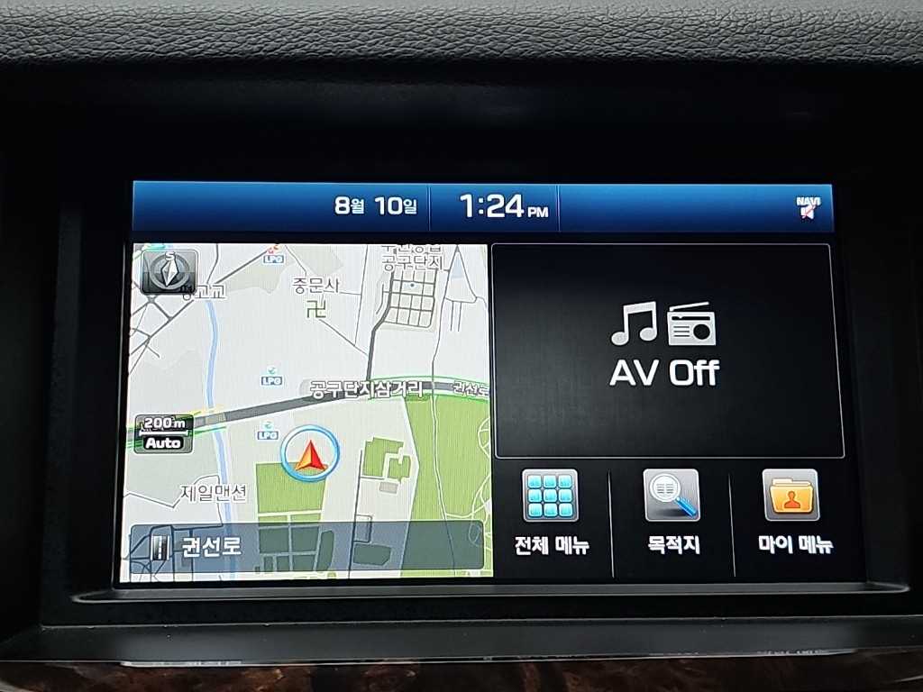 Hyundai Genesis — photo 15