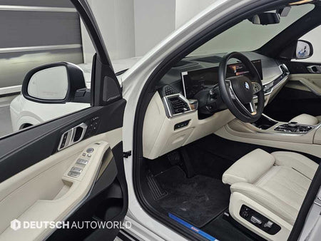 BMW X7 — photo 11