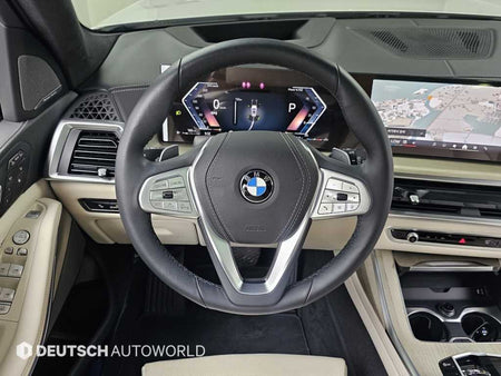 BMW X7 — photo 13