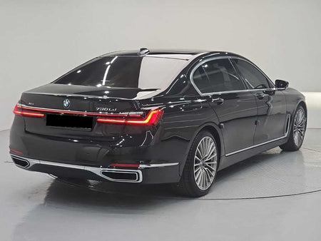 BMW 7-Series — photo 04