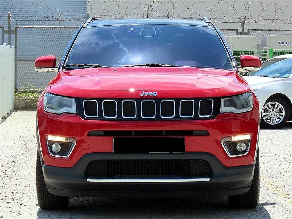 Jeep Compass — photo 01