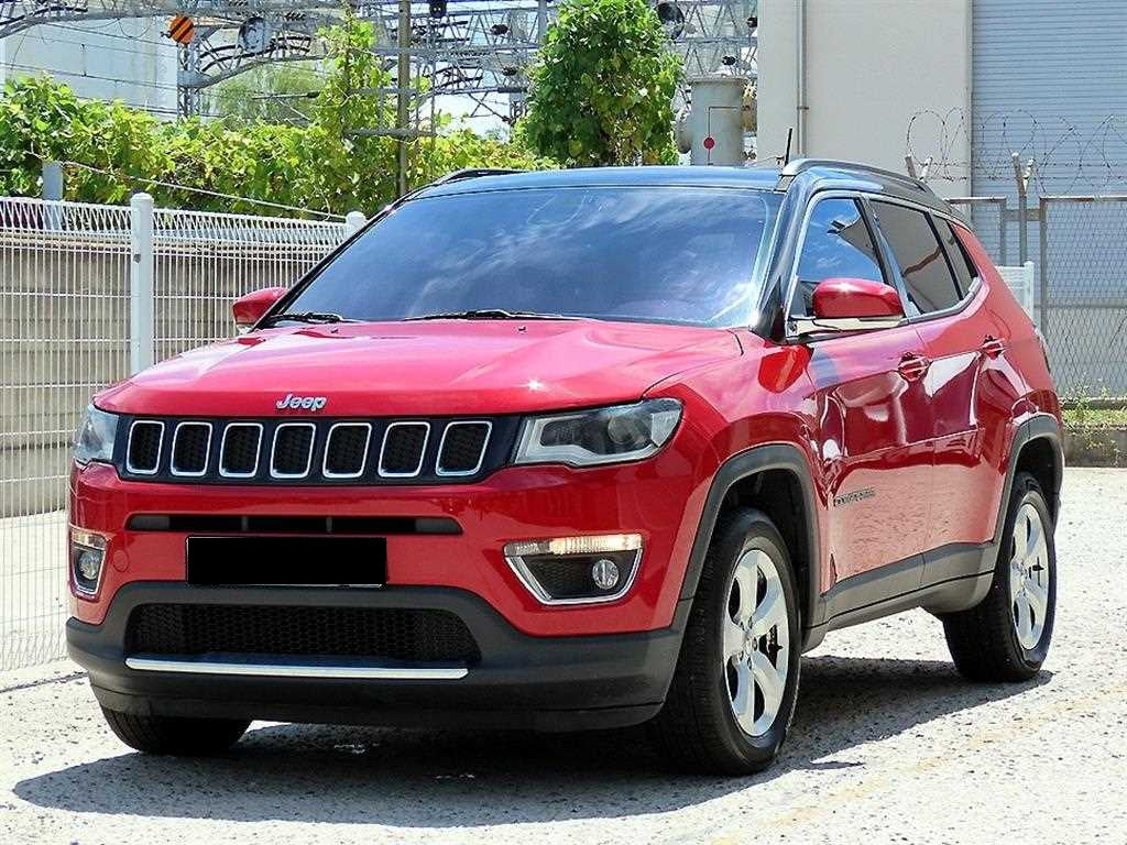 Jeep Compass — photo 02