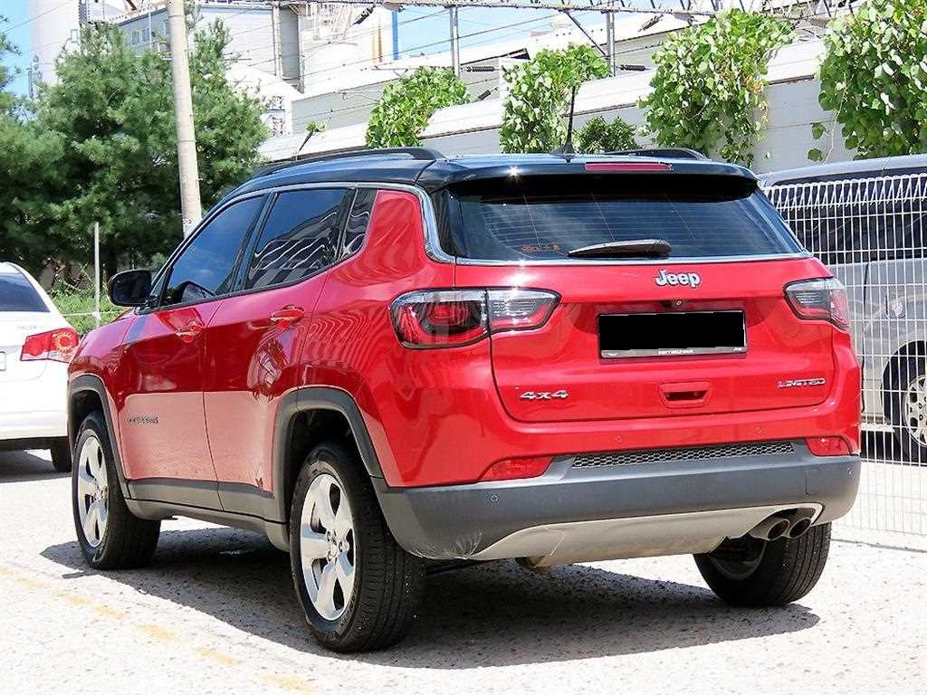 Jeep Compass — photo 03