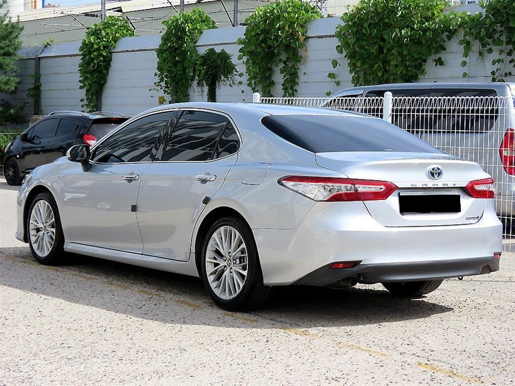 Toyota Camry — photo 03