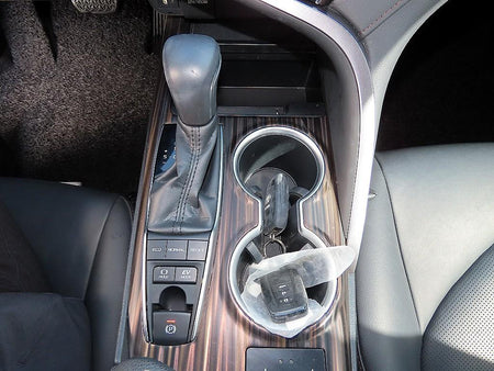 Toyota Camry — photo 10
