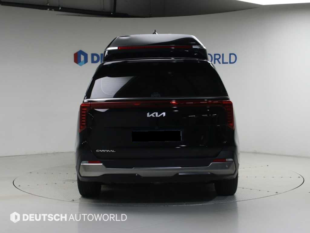 Kia Carnival — photo 04