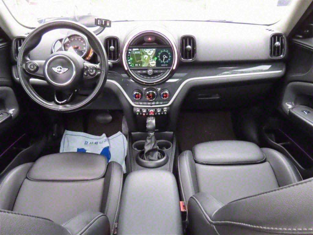 Mini Countryman — photo 14