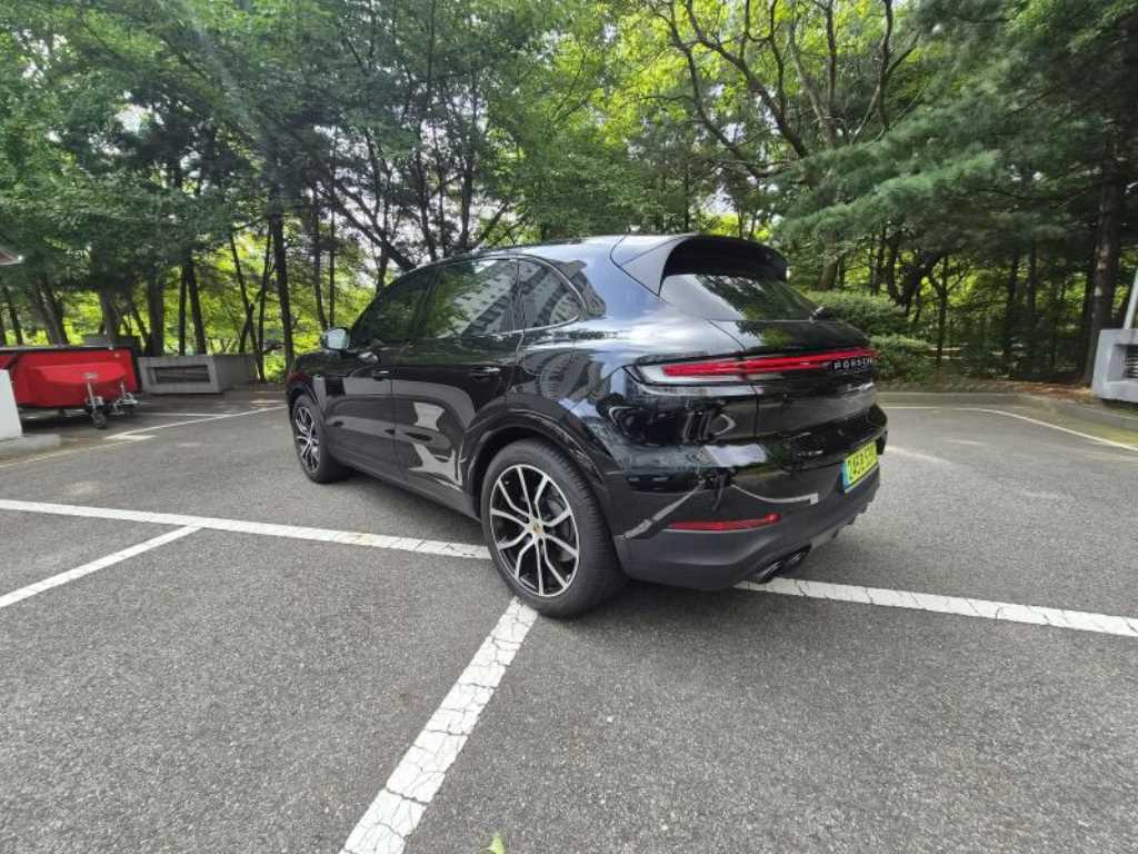 Porsche Cayenne — photo 05