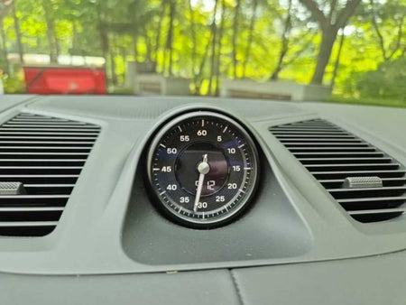 Porsche Cayenne — photo 17