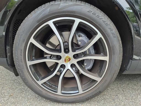 Porsche Cayenne — photo 19