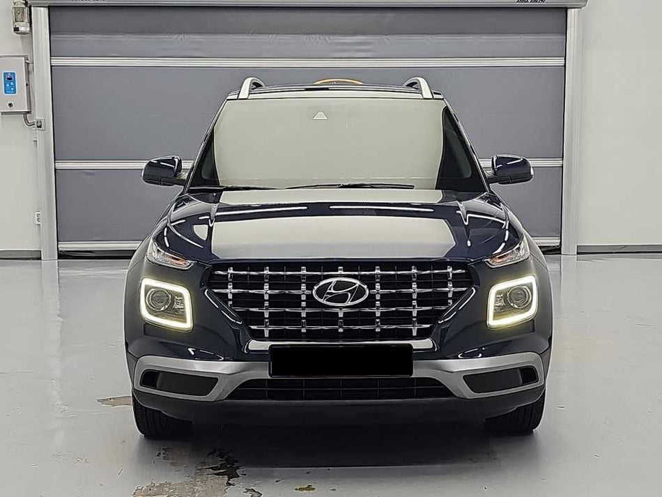Hyundai Venue — photo 02