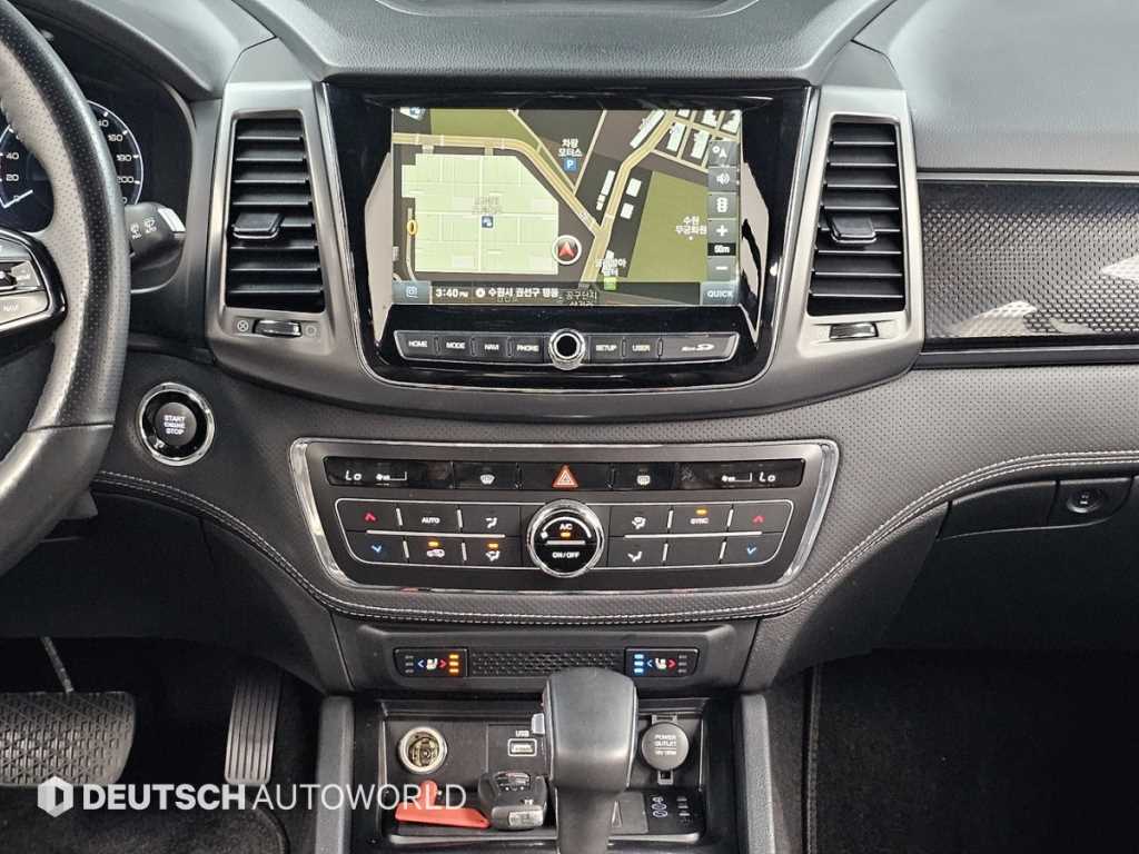 KGM Rexton — photo 14