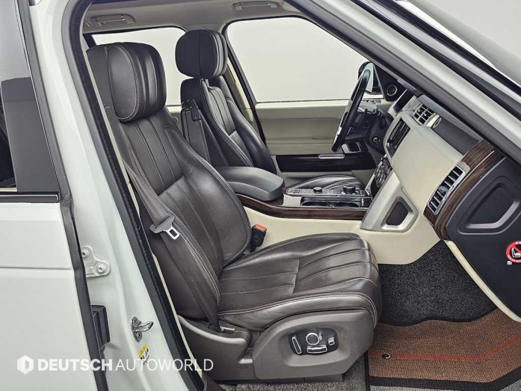 Land Rover Range Rover — photo 10