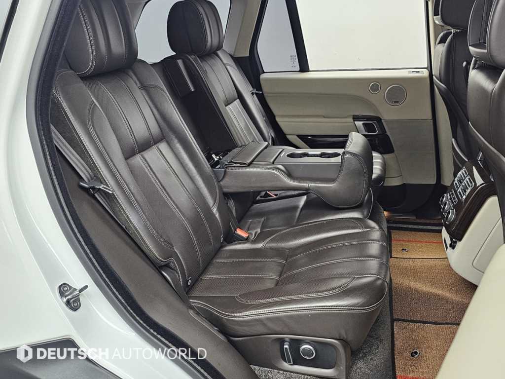 Land Rover Range Rover — photo 12