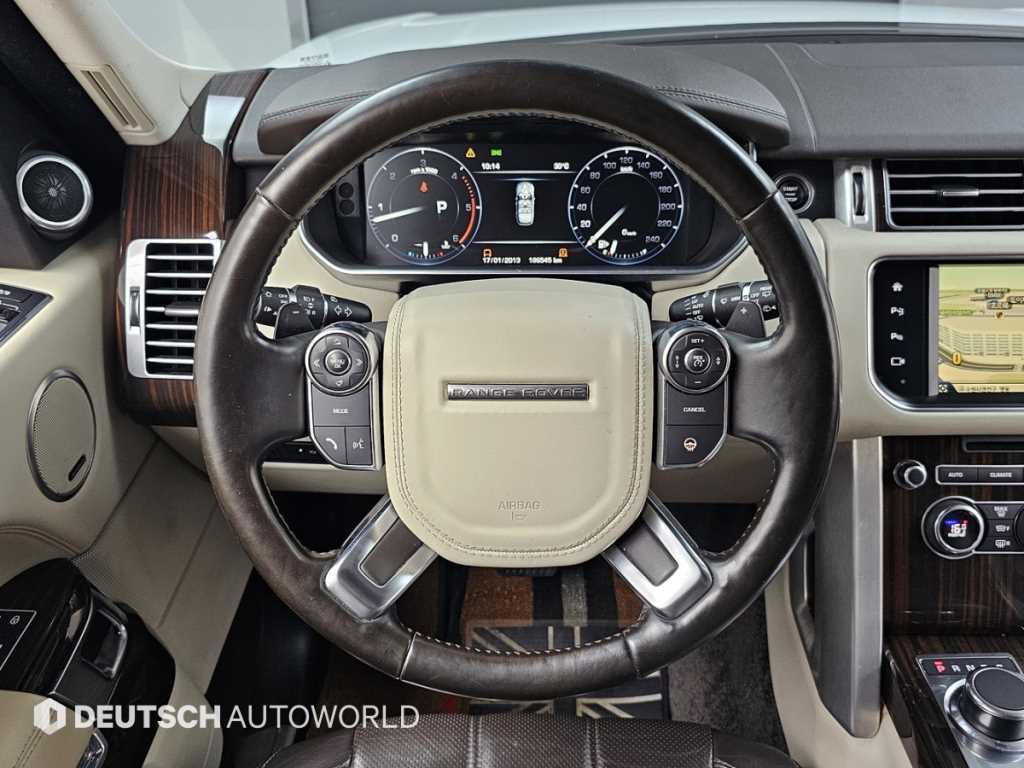 Land Rover Range Rover — photo 13