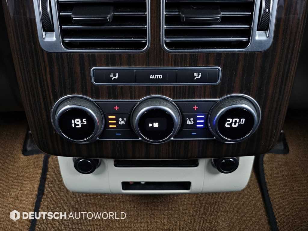Land Rover Range Rover — photo 16