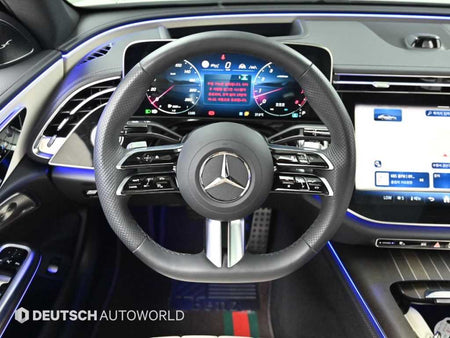 Mercedes-Benz E-Class — photo 13